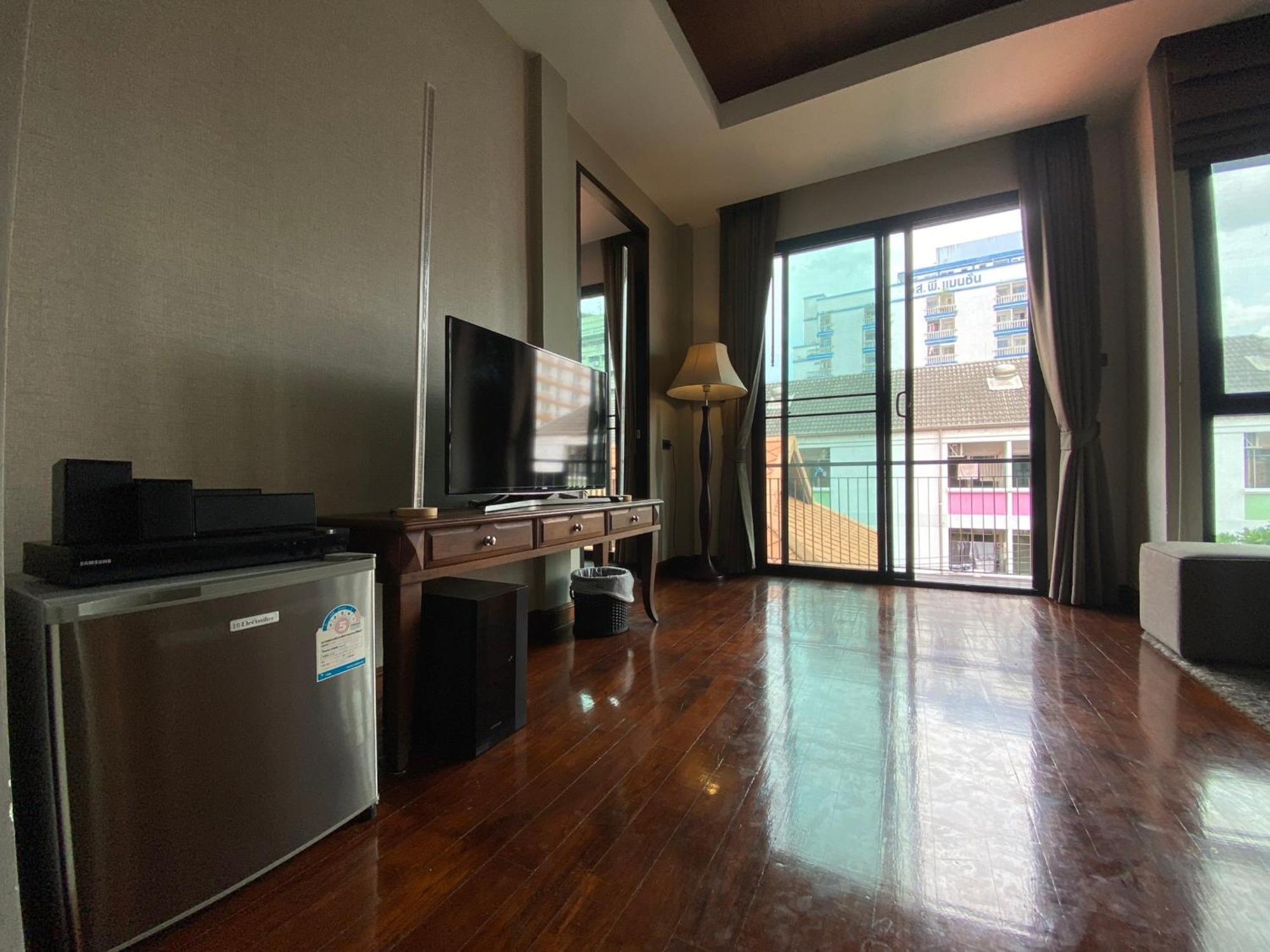 Yotaka Bangkok Hotel Экстерьер фото