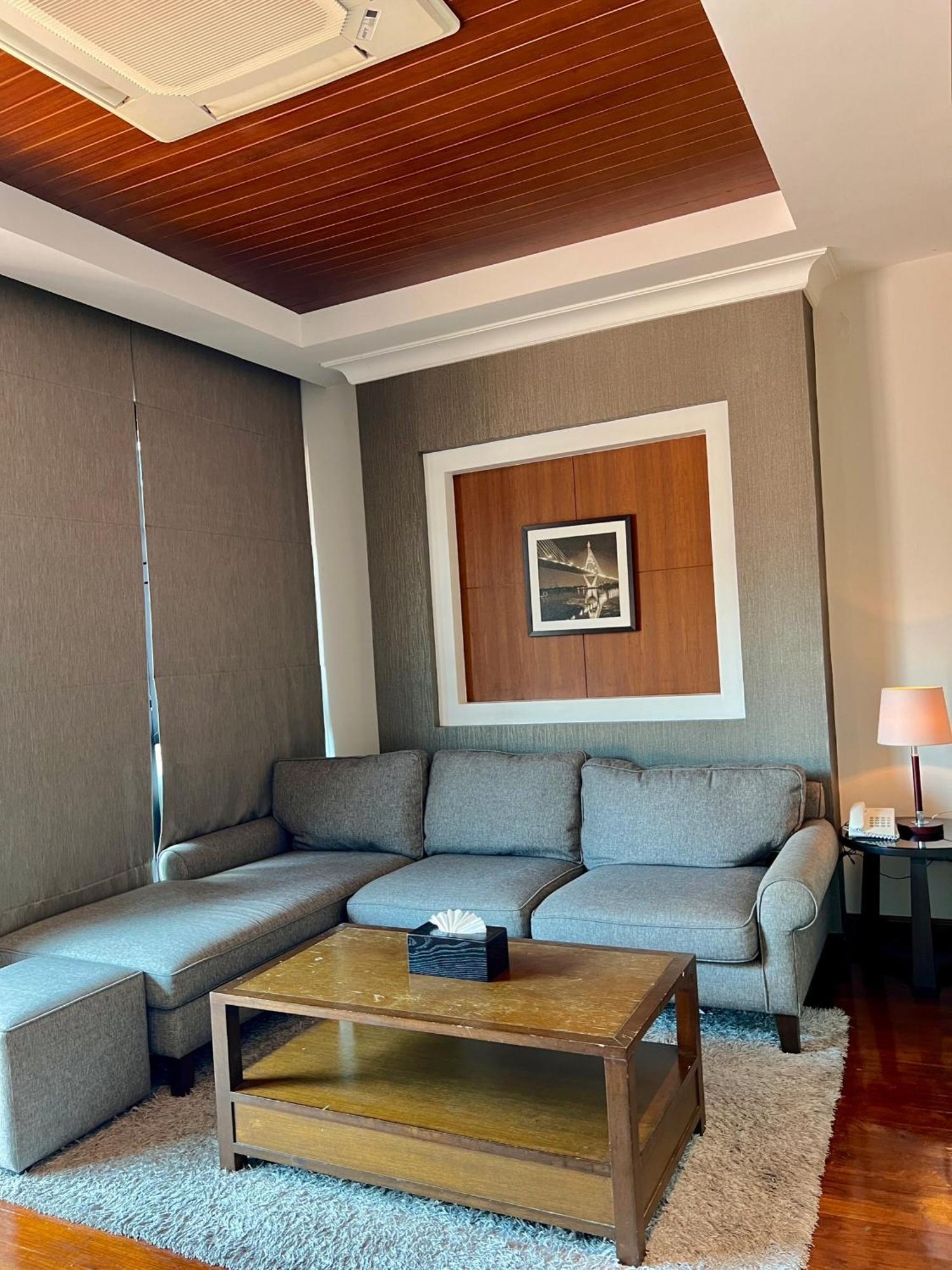 Yotaka Bangkok Hotel Экстерьер фото