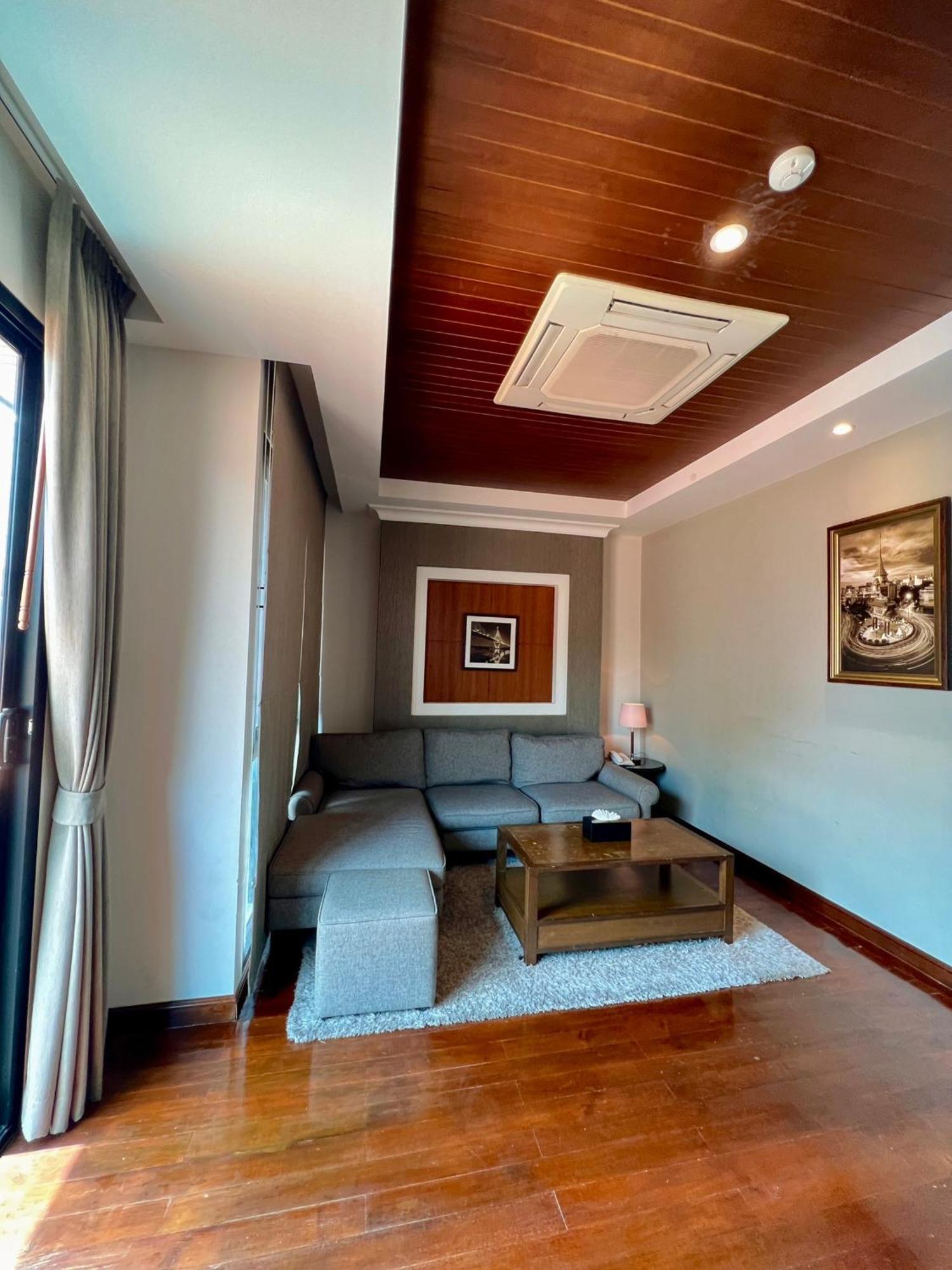 Yotaka Bangkok Hotel Экстерьер фото