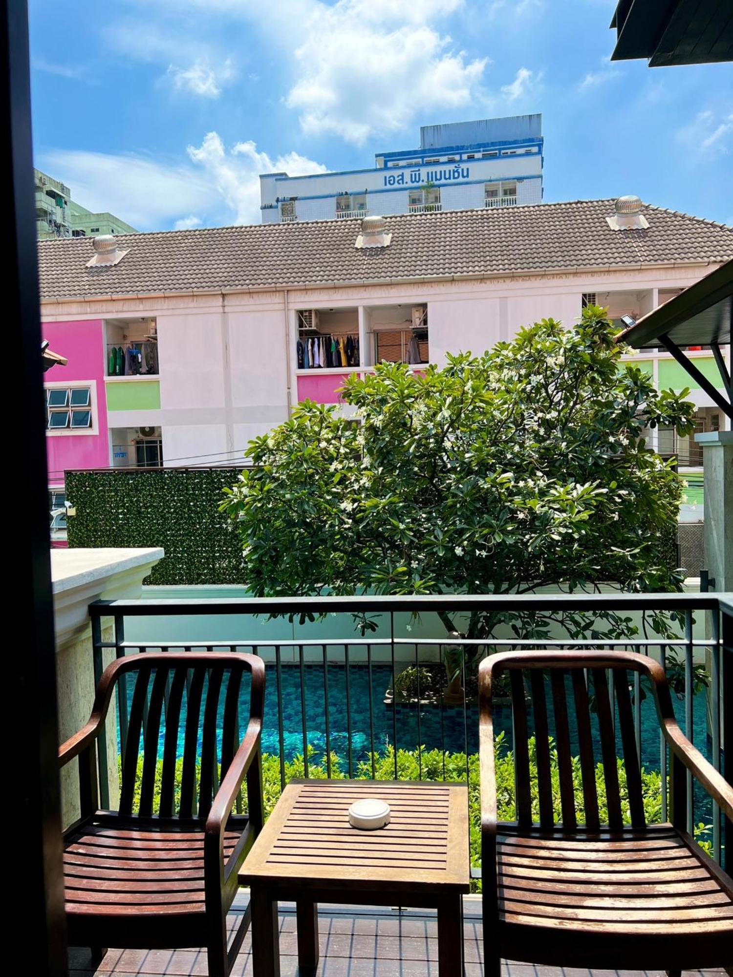 Yotaka Bangkok Hotel Экстерьер фото